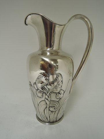 KOH
Silver (830)
Water pitcher