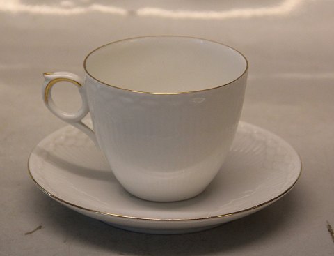 Tradition 1275-756 Coffee Cup and saucer  White Half Lace with gold rim 	 Royal 
Copenhagen