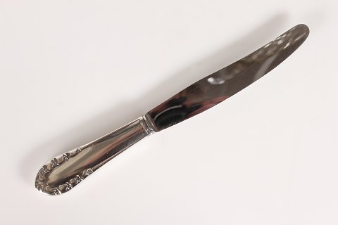 Georg Jensen
Lily of the Valley cutlery
Dinnerknive
L 24,5 cm