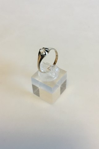 Gold Ring in 8 K with white saphire