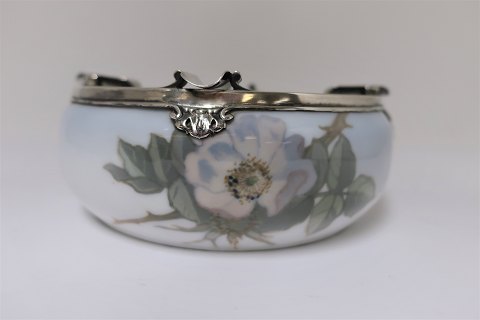 Royal Copenhagen
Ashtray with silver mounting
Model 173-1757