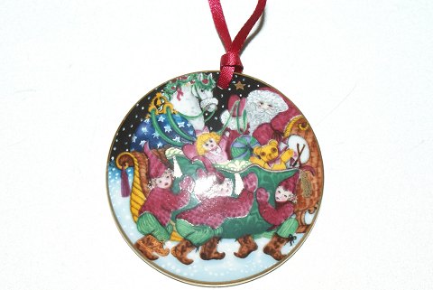 Bing & Grøndahl Santa Claus Ornament 1990
