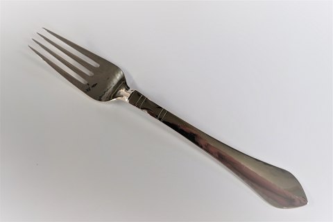 Georg Jensen
Sterling (925)
Continental
dinner Fork