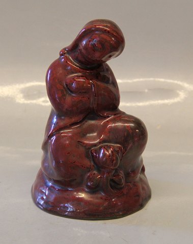 L.Hjorth 577 Woman with child 15.5 cm Lustre Glaze Gertrud Kudielka GK