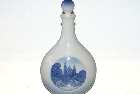 Kongelig Vase med motiv af Rosenborg slot
Dek. nr. 4378
Højde 24,5 cm.