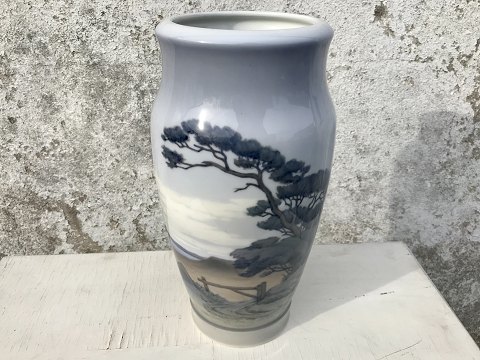 Royal Copenhagen
Vase
#2267/2040
*1100kr