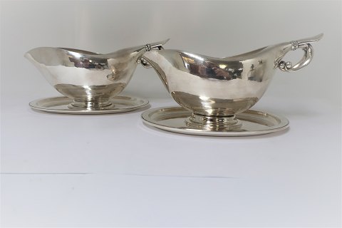 Georg Jensen. Ein Paar von Sauce Schalen. Sterling. Modell 90A. Design Johan 
Rohde