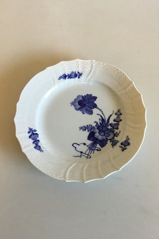 Royal Copenhagen Blå Blomst Svejfet Frokosttallerken No 1623