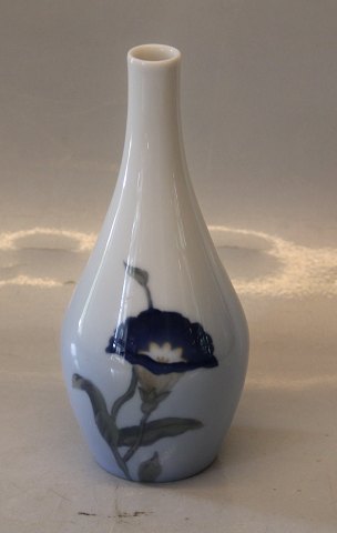 Bing & Grøndahl B&G 6612 - 8 Vase med blå blomst 17 cm