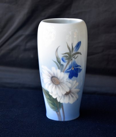 RC vase.
2651/235, margueritter
