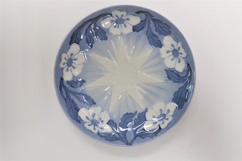 Bing & Grondahl. Christmas plate 1898. Diameter 18 cm. (1 quality)