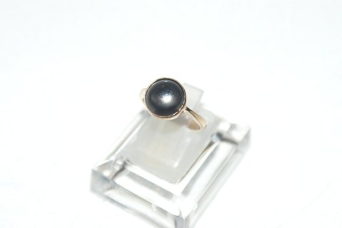 Elegant Ring med perle  i 14 karat guld