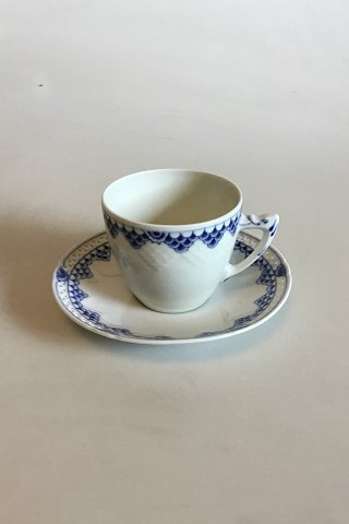 Bing & Grøndahl Kronberg Kaffekop med  gennembrudt underkop No 305