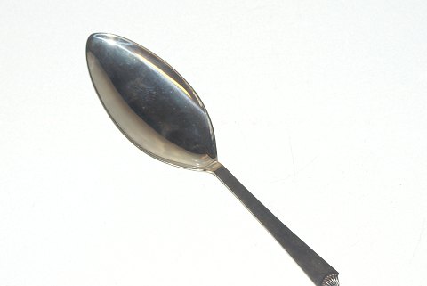 Heritage Silver No 4 Silver oval shovel
Hans Hansen No. 4