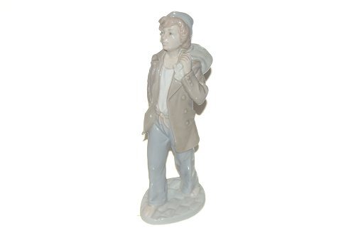 Nao figure boy with sack
Spanish royal