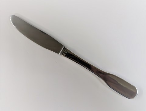 Hans Hansen. Silberbesteck . Susanne. Menüe Messer. Sterling (925). Länge 22,5 
cm.