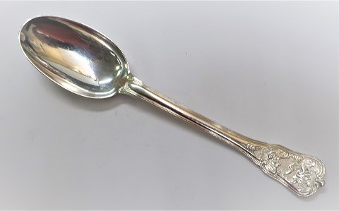 Michelsen. Silver cutlery. Rosenborg. Sterling (925). Dessert spoon. Length 18.3 
cm.