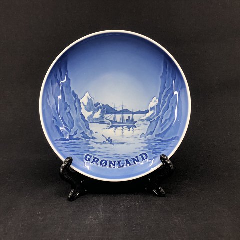 Bing & Grøndahl platter with Greenland on

