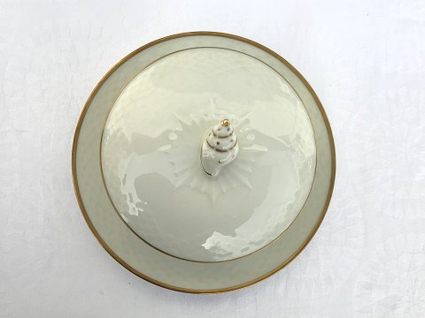 Bing & Grondahl
Åkjær Cream
butter Bowl
# 196
* 950kr