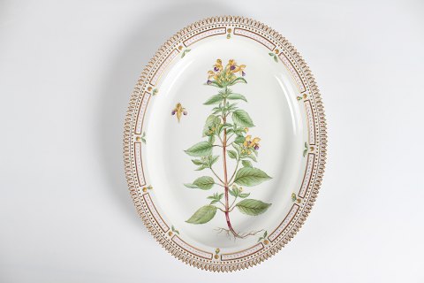 Royal Copenhagen
Flora Danica
Large oblong Platter 
No. 3517