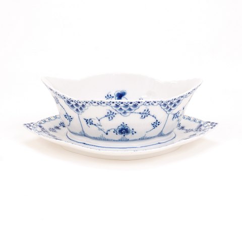 Royal Copenhagen: Zwiebelmusster Sauceschale 563. 
H: 8,5cm. L: 25cm