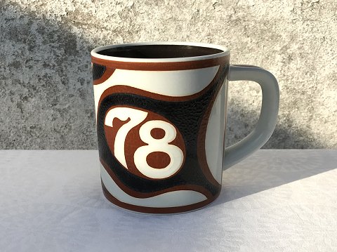 Royal Copenhagen
Große jährliche Tasse
1978
* 125kr