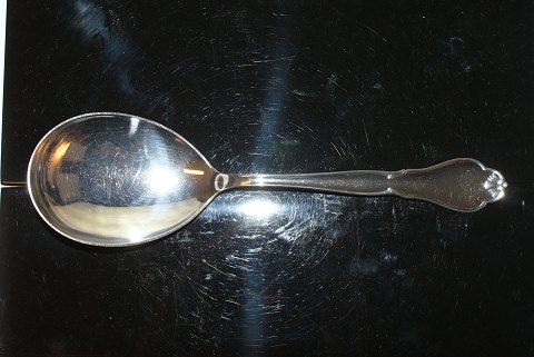 Ambrosius Silver Serving spoon oval cowl
Length 21 cm.