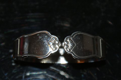 Ambrosius Silver Napkin Ring
Length 5 cm.
SOLD