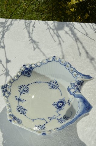 Royal Copenhagen Blue Fluted full lace Dish 1074