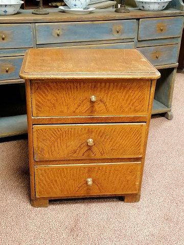 Swedish dresser