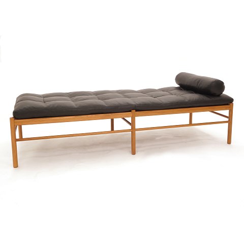 Ole Wanscher: OW 150 daybed med teak stel og 
læderbetrukken hynde med pølle. L: 180cm