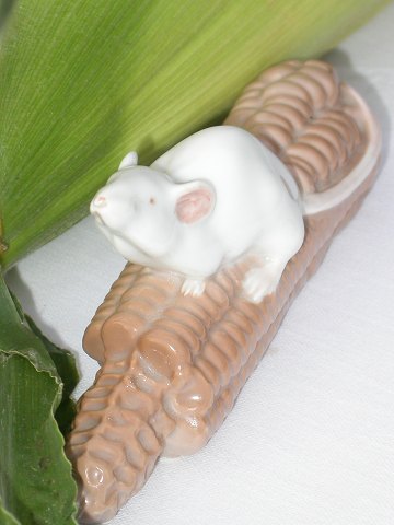 Royal Copenhagen Figurine 512 Mouse