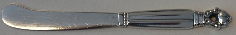 Konge / Acorn  Smørkniv med sølv klinge
Fremstillet hos Georg Jensen. # 46
Længde 14,8 cm.