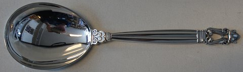 King / Acorn Serving spoon, Small
Produced by Georg Jensen.
Length 20.2 cm.
