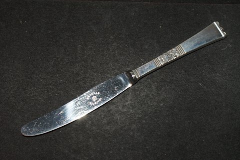 Frugtkniv / Barnekniv Rigsmønster Sølvbestik
Frigast sølv
Længde 17,5 cm.