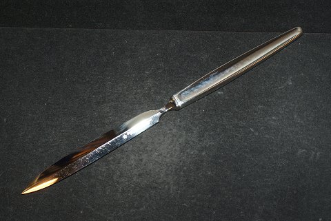 Letter knife with steel # 304 Cypres # 99
Georg Jensen
SOLD