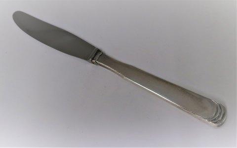 Hans Hansen. Silver cutlery (925). Arvesölv no. 15. Dinner knife. Length 22.2 
cm.