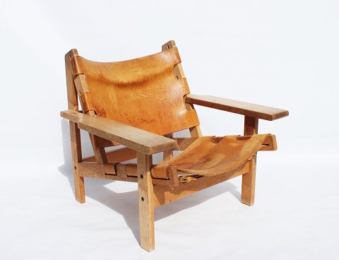 Easy chair, model 168, of oak and patinated leather by Kurt Østervig.
5000m2 showroom.