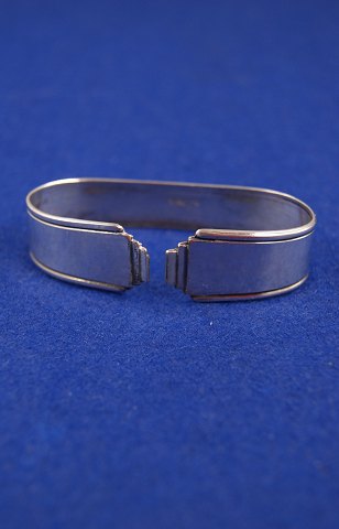 item no: s-Servietring 830S fra H.J.