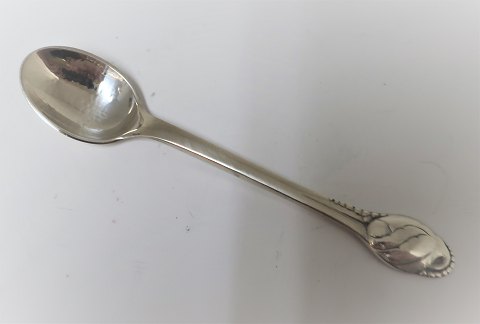 Evald Nielsen. Cutlery no. 10. Coffee spoon. Length 12 cm. There are 12 pieces 
in stock. The price is per piece.