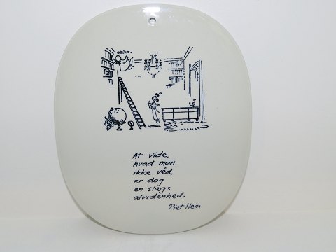 Royal Copenhagen
Piet Hein plate with poem (gruk)