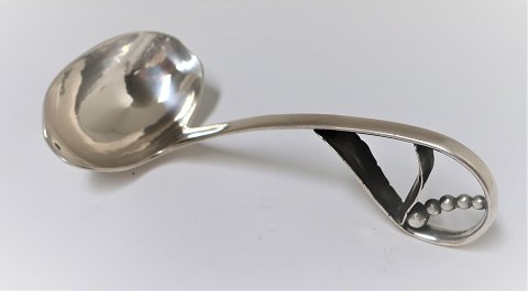 Sauce ladle. Silver (830). Length 16 cm. Produced 1937.