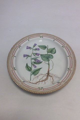 Royal Copenhagen Flora Danica Serveringsfad No 3518