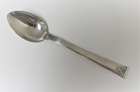 Dan. Horsens Besteckfabrik. Silberbesteck (830). Kaffeelöffel. Länge 11,7 cm. Es 
sind 9 Stück auf Lager. Der Preis ist pro Stück.