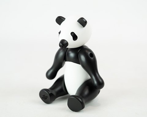 Small panda by Kay Bojesen.
5000m2 showroom.
