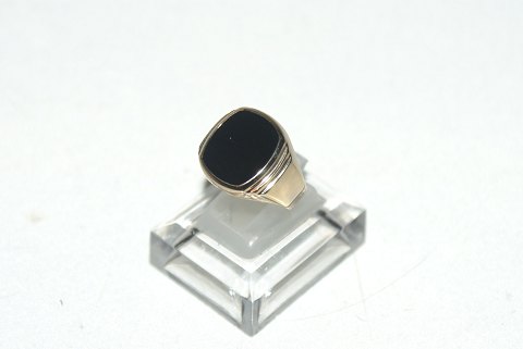 Elegant Herrering med sort onyx i  14 karat guld