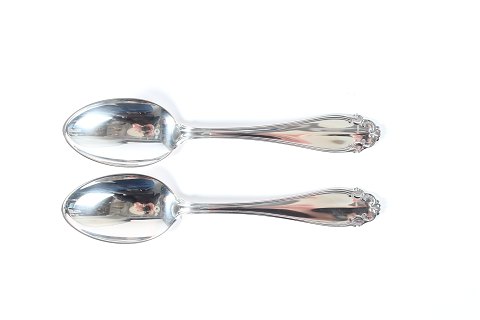 Elisabeth Cutlery
Soup spoons
L 19,5 cm