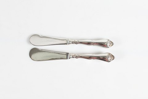 Rosenborg Sølvbestik
fra A. Dragsted
Smørknive
L 16 cm