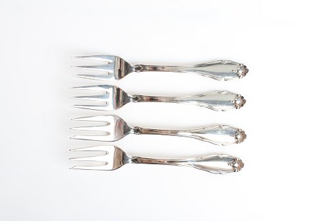 Charlottenborg 
Silver Cutlery
Cake forks
L 13,5 cm