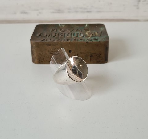 item no: 450753